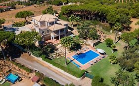 Luxuosa Moradia V5 Em Quarteira - Greice Homes